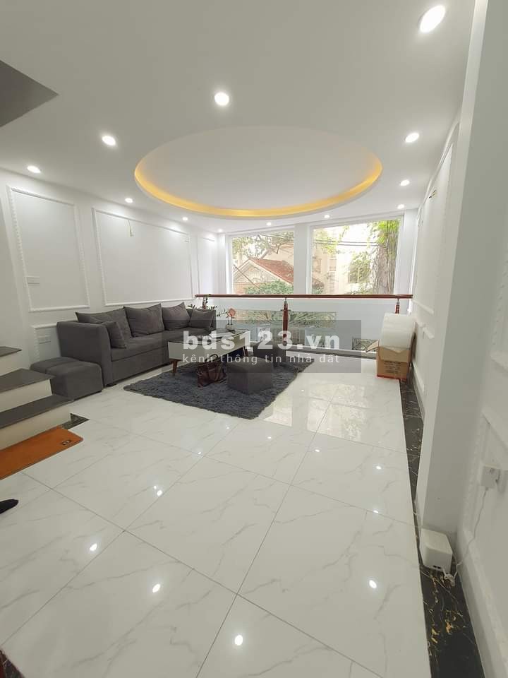 Cần bán nhà Quan Nhân Thanh Xuân - ô tô đỗ cửa giá 5 tỷ lh 0929658383