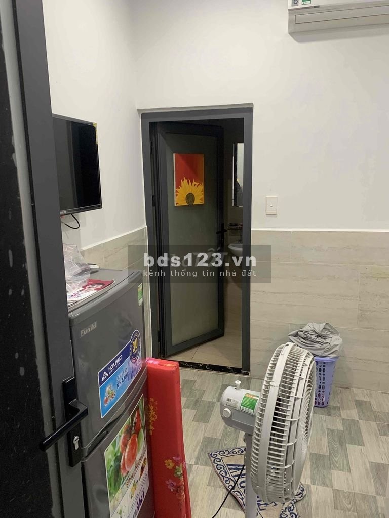 Cho thuê phòng khu an ninh Cư Xá Ngân Hàng, dt 25m2, giá 4.7 triệu/tháng