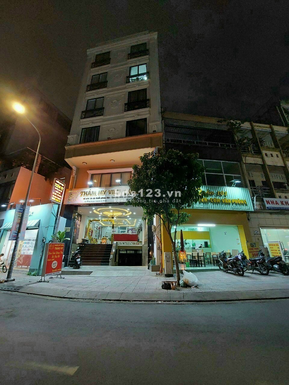 Mặt tiền đường Trần Quang Khải Q1 dt 4,5x16m, (Cn:76 m2) 2 Tầng, Siêu Hiếm. Giá 24 tỷ