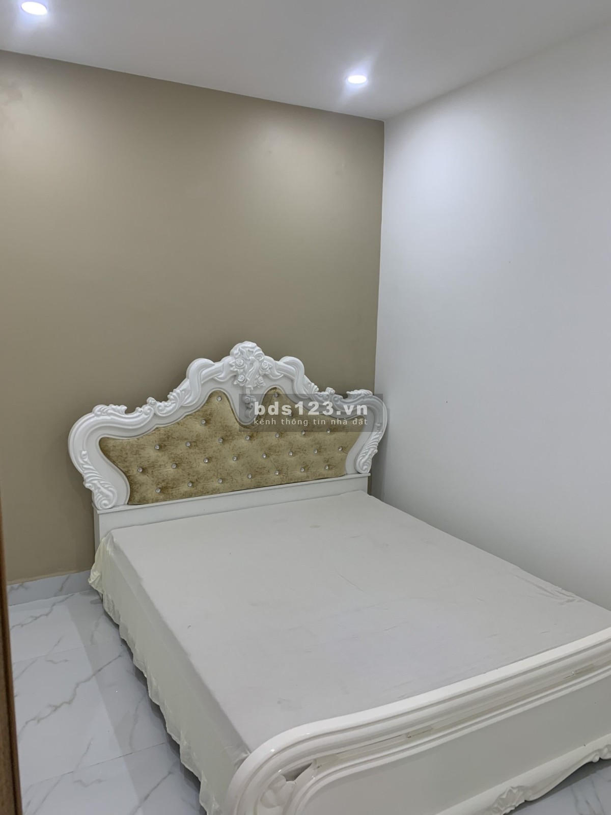 Ông anh cần bán gấp nhà An Thượng để qua ở biệt thự bên hòa xuân. liên hệ 0935576958