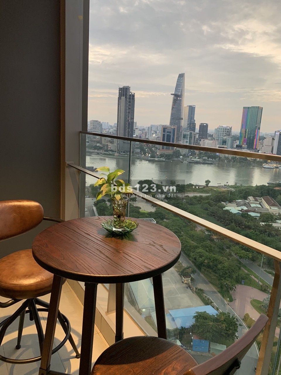 Siêu phẩm 1 phòng ngủ cần cho thuê chỉ 25tr Empire City Q2