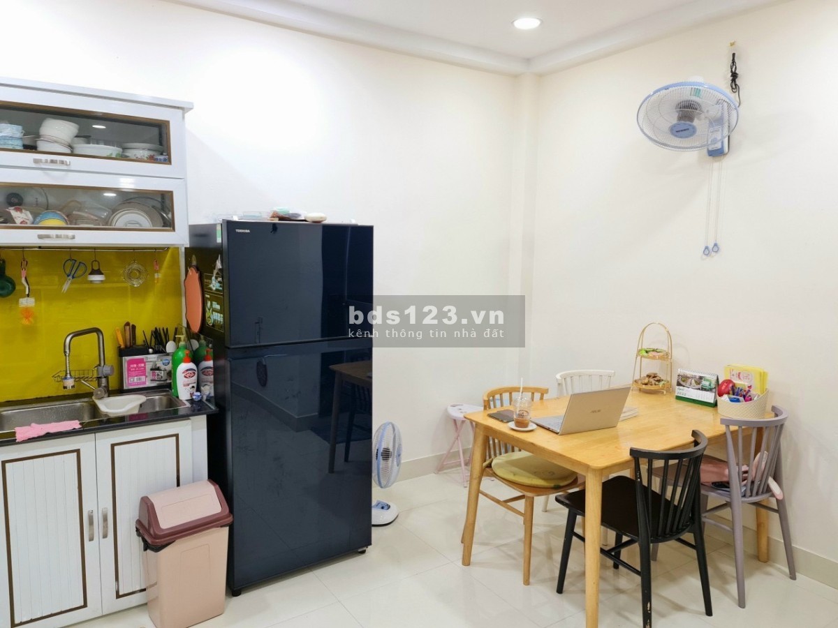 Bán nhà riêng Tân Hương diện tích 64m² x 3 tầng FULL nội thất giá 5,7 tỷ đồng LHCC
