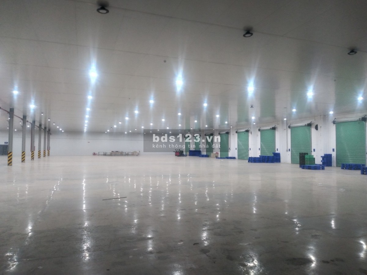 Cho thuê kho lạnh dtsd 18.256m2 Nguyễn Ảnh Thủ, Hiệp Thành, Quận 12 gần KCN Tân Thới Hiệp