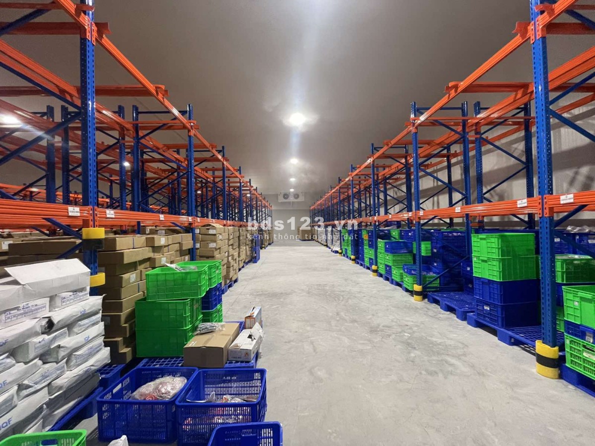 Cho thuê kho lạnh dtsd 18.256m2 Nguyễn Ảnh Thủ, Hiệp Thành, Quận 12 gần KCN Tân Thới Hiệp