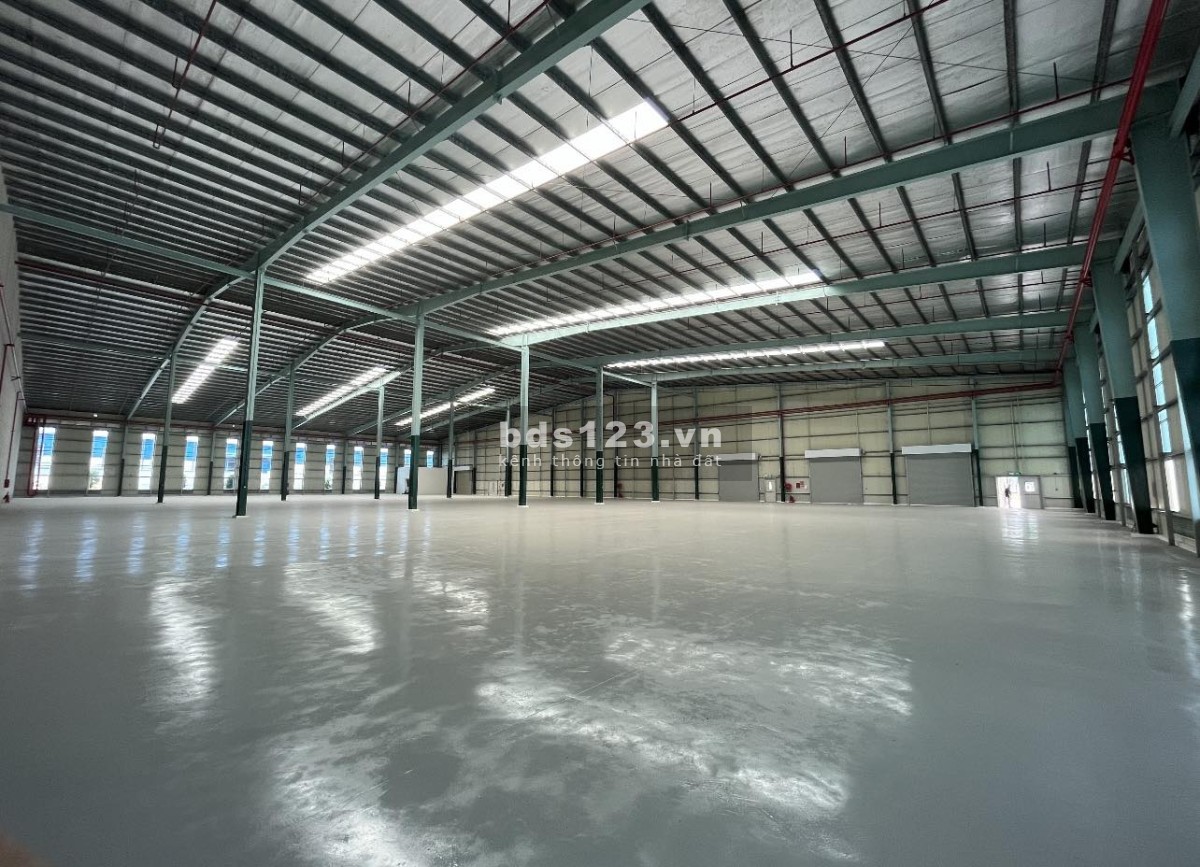 Cho thuê kho xưởng mới 2560m2 trong KCN Phú An Thạnh, Bến Lức, Tỉnh Long An