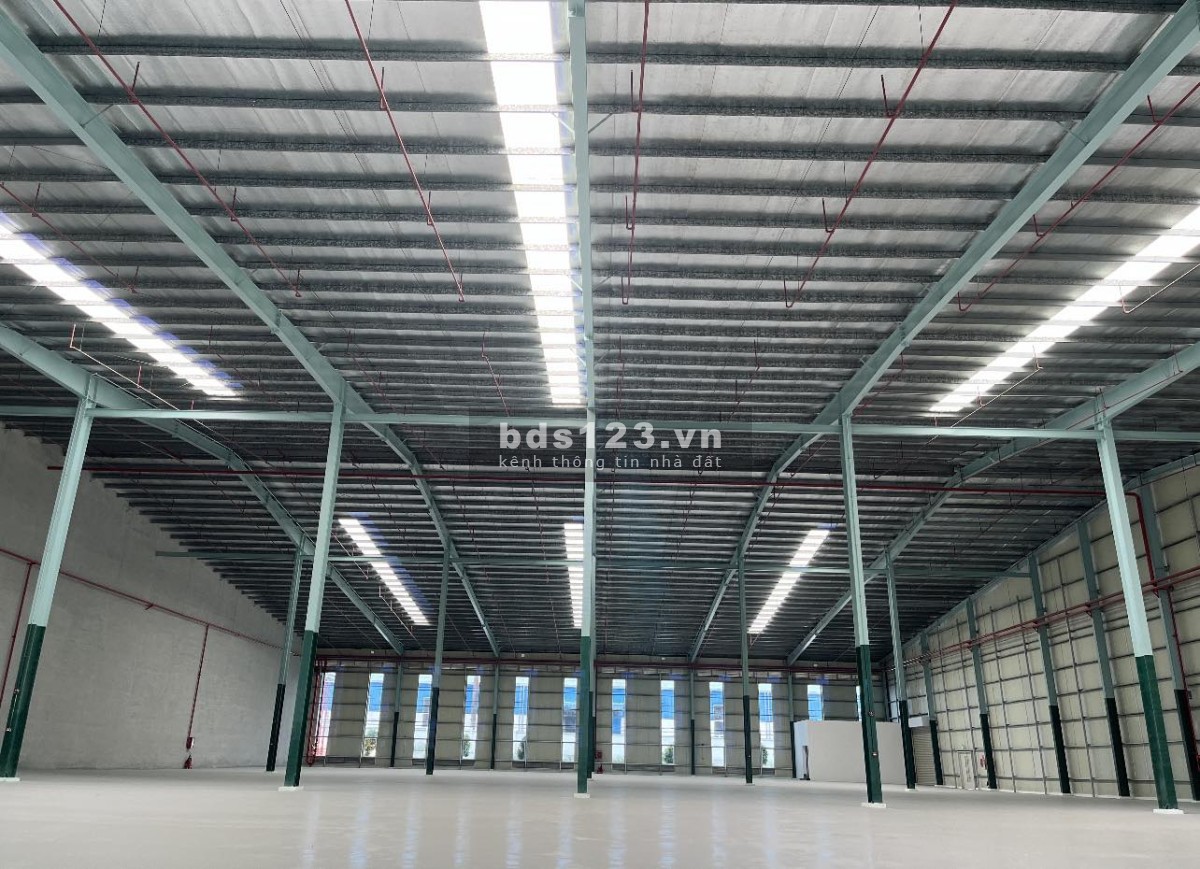 Cho thuê kho xưởng mới 2560m2 trong KCN Phú An Thạnh, Bến Lức, Tỉnh Long An