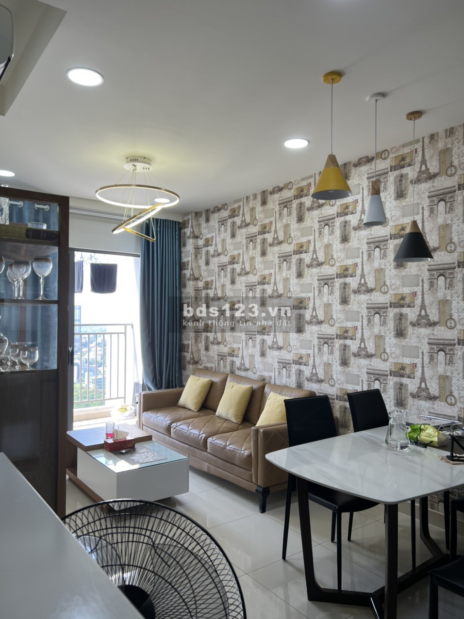 Bán nhanh căn 2PN, có trang bị nội thất giá bán chỉ từ 3.5 tại dự án The Sun Avenue