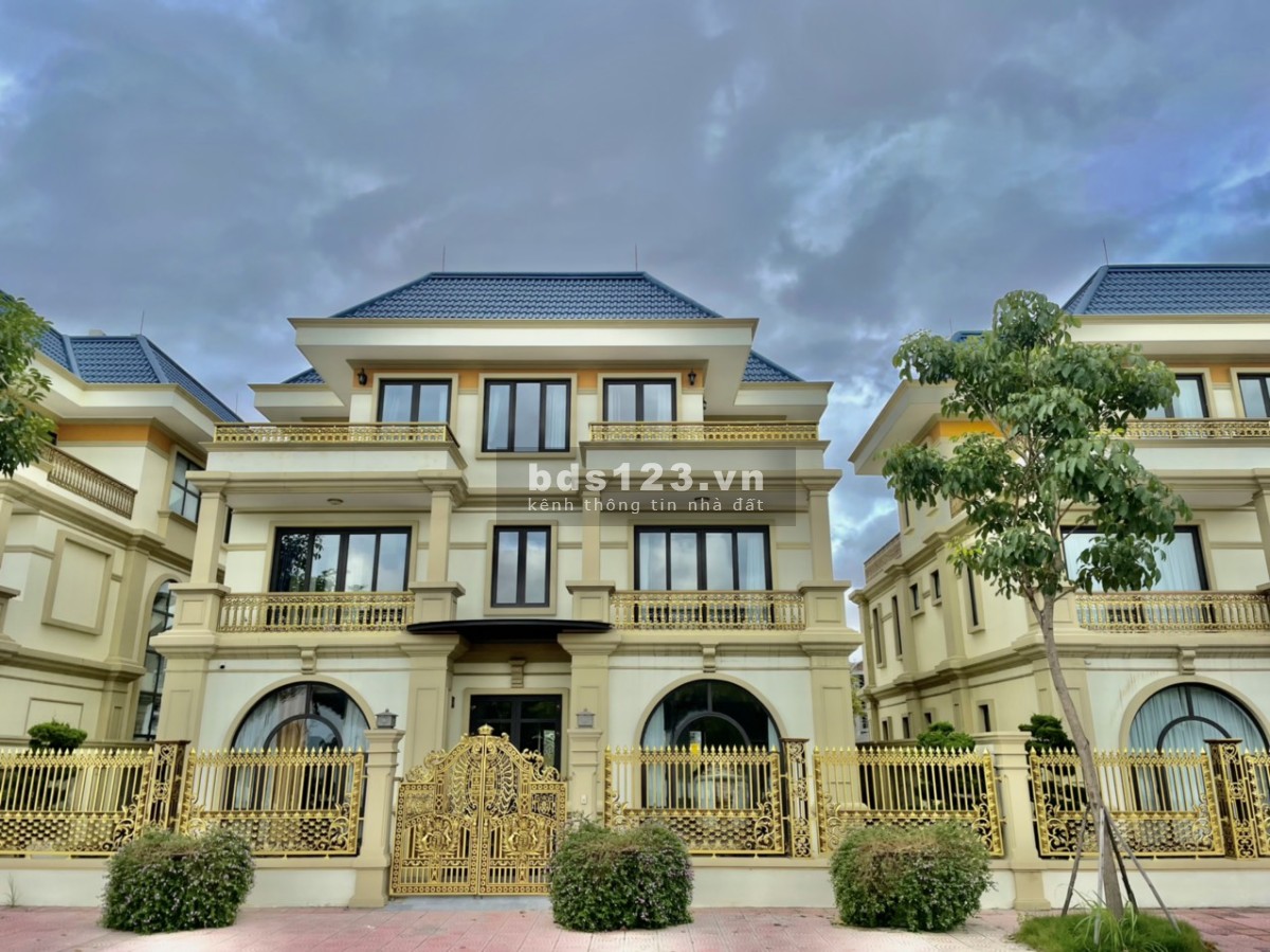 Bán Biệt Thự View Trực Diện Biển Vịnh Bái Tử Long, Quảng Ninh, Sổ đỏ LH 0905561398