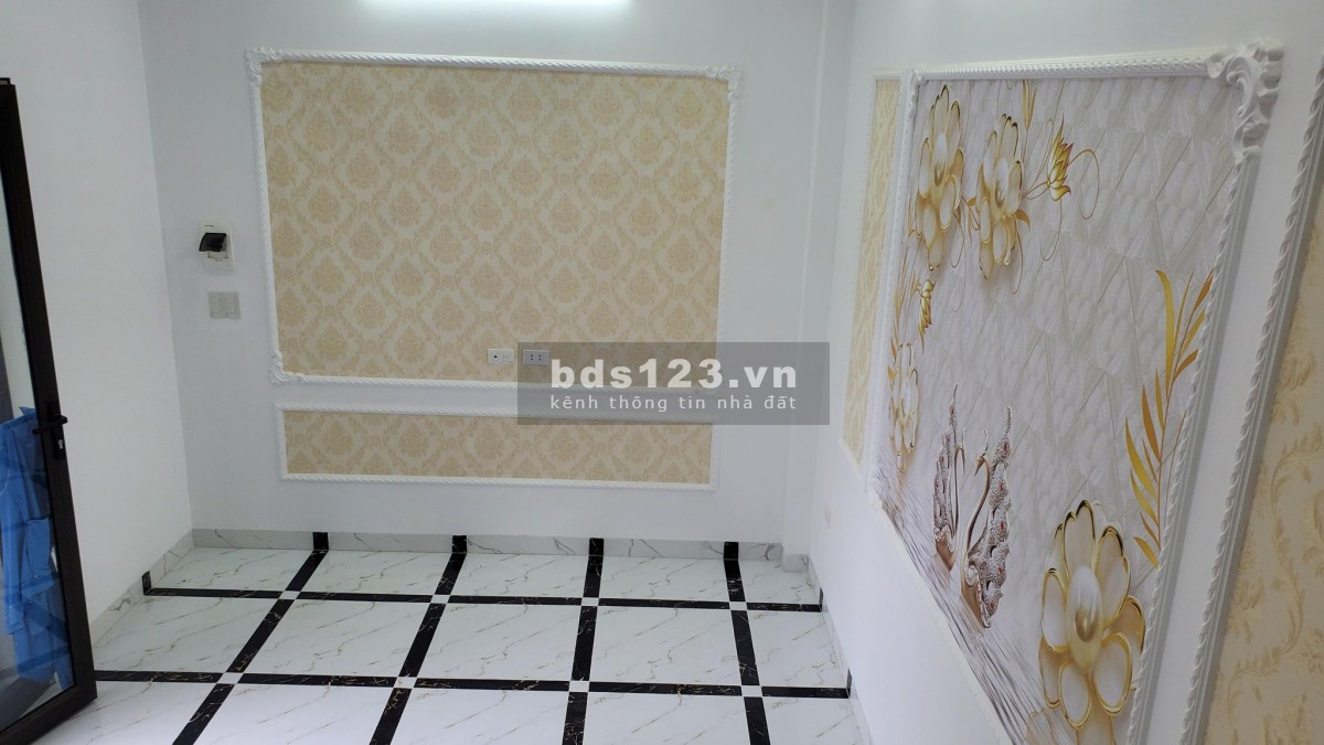 Bán nhà ngõ 279 Phúc Lợi Long Biên, đúc kiên cố 4 tầng liên hệ 0978565236