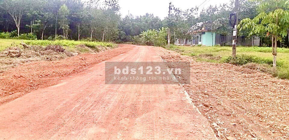 Tôi cần bán lô đất ngay sát UBND Tân lợi, sát Kcn Becamex 6300 ha chỉ từ 480 triệu