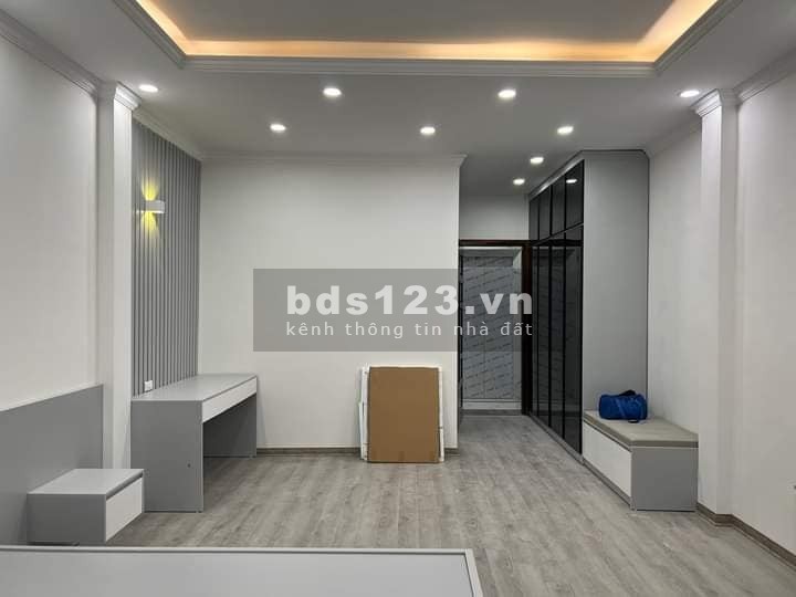 Bán nhà ô tô đỗ cửa Kim Đồng, Hoàng Mai 48m x 7 tầng, mặt tiền 4.5m, giá 11 tỷ.