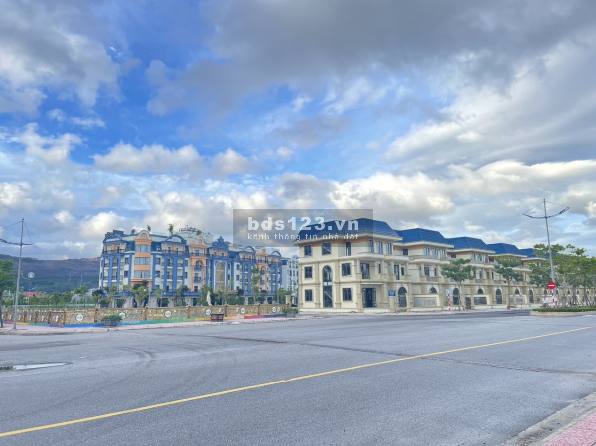 Bán Biệt Thự View Trực Diện Biển Vịnh Bái Tử Long, Quảng Ninh, Sổ đỏ LH 0905561398
