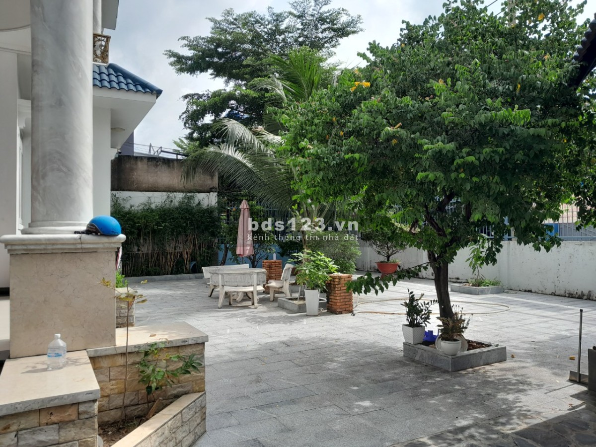 Cho thuê biệt thự ven sông Sài Gòn đường 17 phường Hiệp Bình Chánh, Thủ Đức