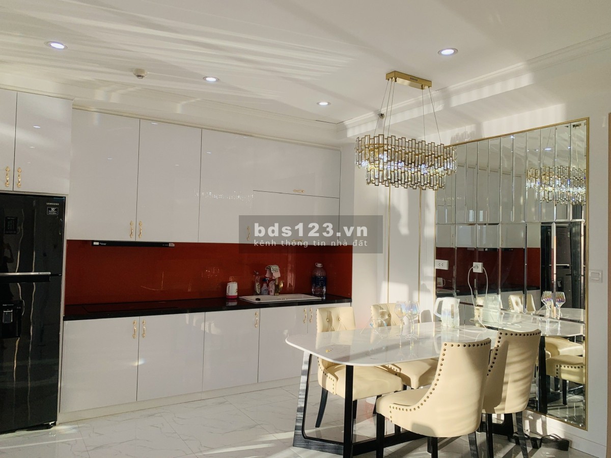 Cho thuê siêu phẩm 2 phòng ngủ cao c chỉ 15tr Palm Heights