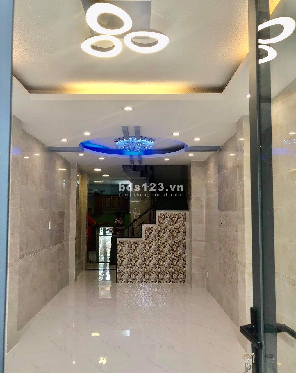 Bán nhà 3 lầu hẻm 6m Nguyễn Thượng Hiền P6 Bình Thạnh