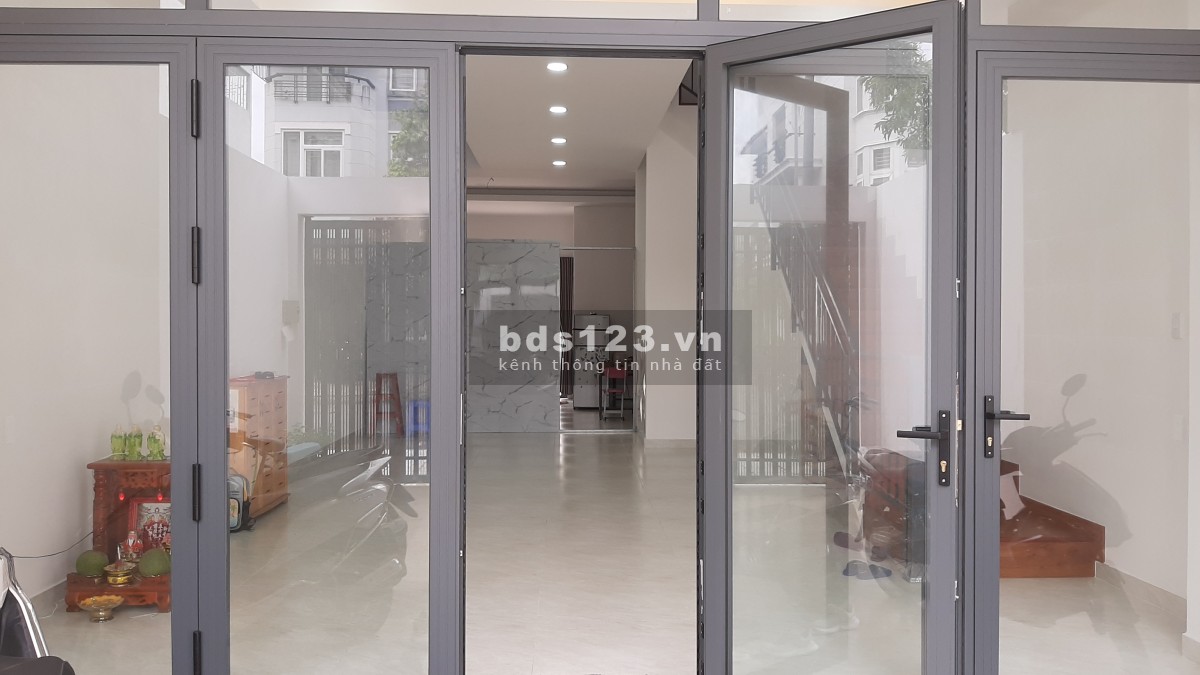 Cho thuê mặt bằng văn phòng và phòng ở