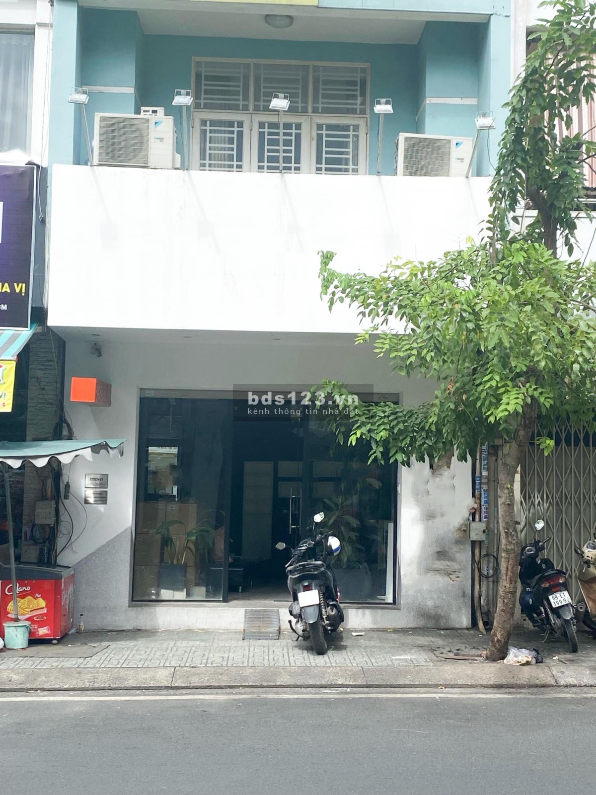 Cho thuê mặt bằng mặt tiền Quận 1, ngay tầng trệt tiện kinh doanh khu dân cư