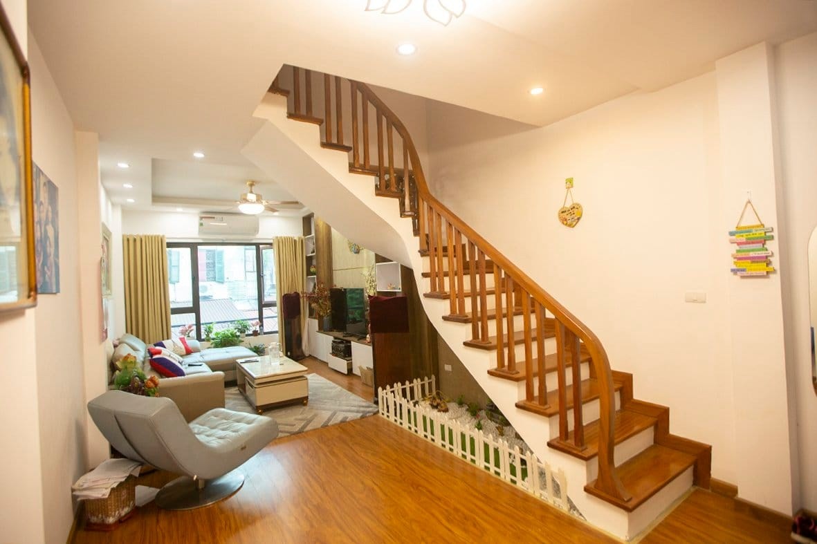 5 tỷ sở hữu ngay nhà Ba Đình. 36m2 x 5 tầng. Ngõ ba gác tránh. Sổ nở hậu