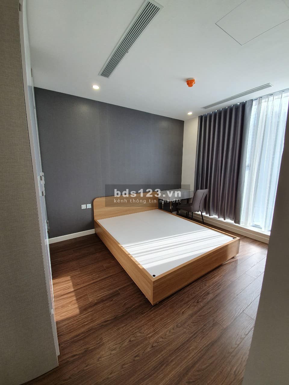 Chính chủ bán căn hộ chung cư tầng 16 tòa S5 Sunshine City – Ciputra, Full đồ, đã có sổ.