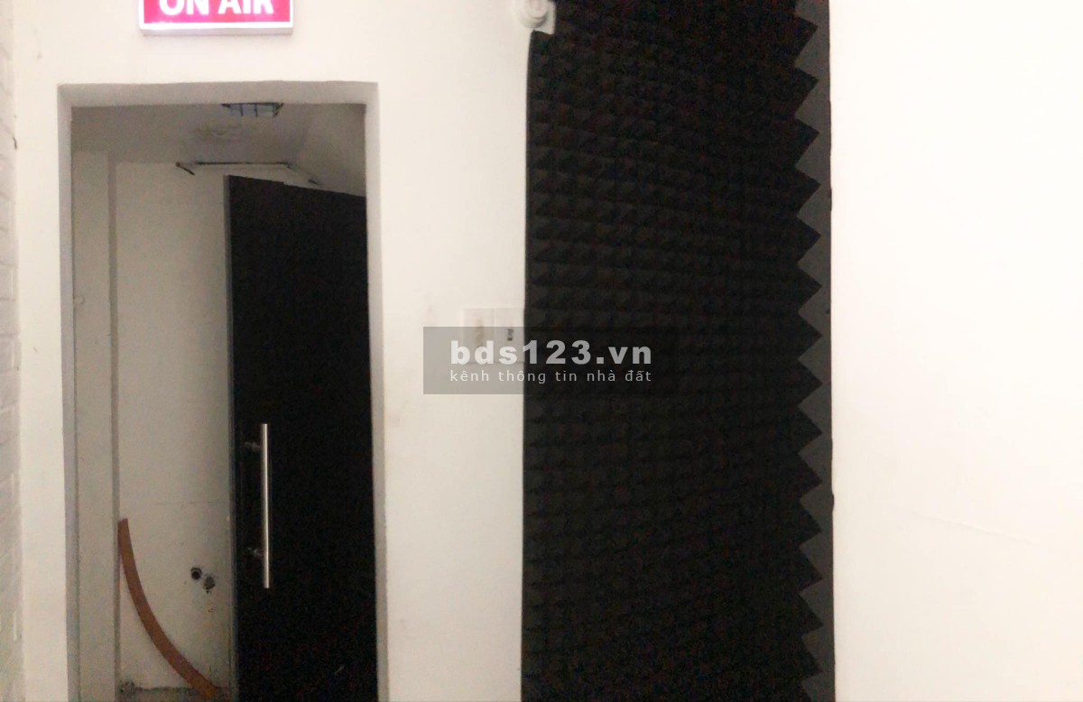 Cho thuê mặt bằng mặt tiền Quận 1, ngay tầng trệt tiện kinh doanh khu dân cư