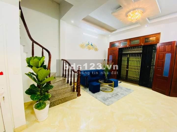 Bán nhà Giáp Nhị, Hoàng Mai 31m x 5 tầng, mặt tiền 5m, giá 3.55 tỷ