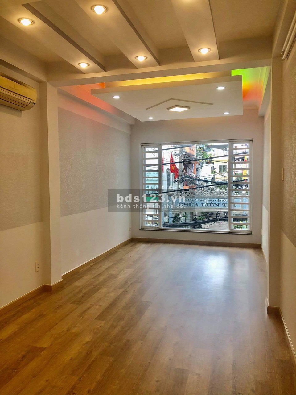 Bán nhà 3 lầu hẻm 6m Nguyễn Thượng Hiền P6 Bình Thạnh