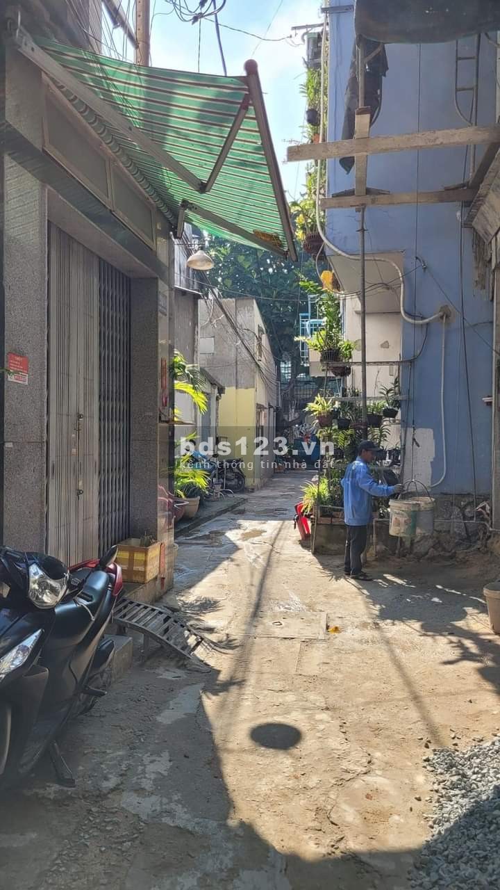Bán nhà hẻm an ninh Phú Thọ Hoà, Tân Phú giá 3.9 tỷ, thương lượng