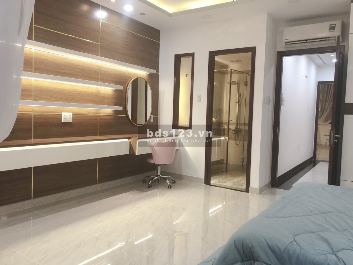 Bán biệt thự sang trọng ngay đường 15B nối dài phường Phú Mỹ, quận 7
