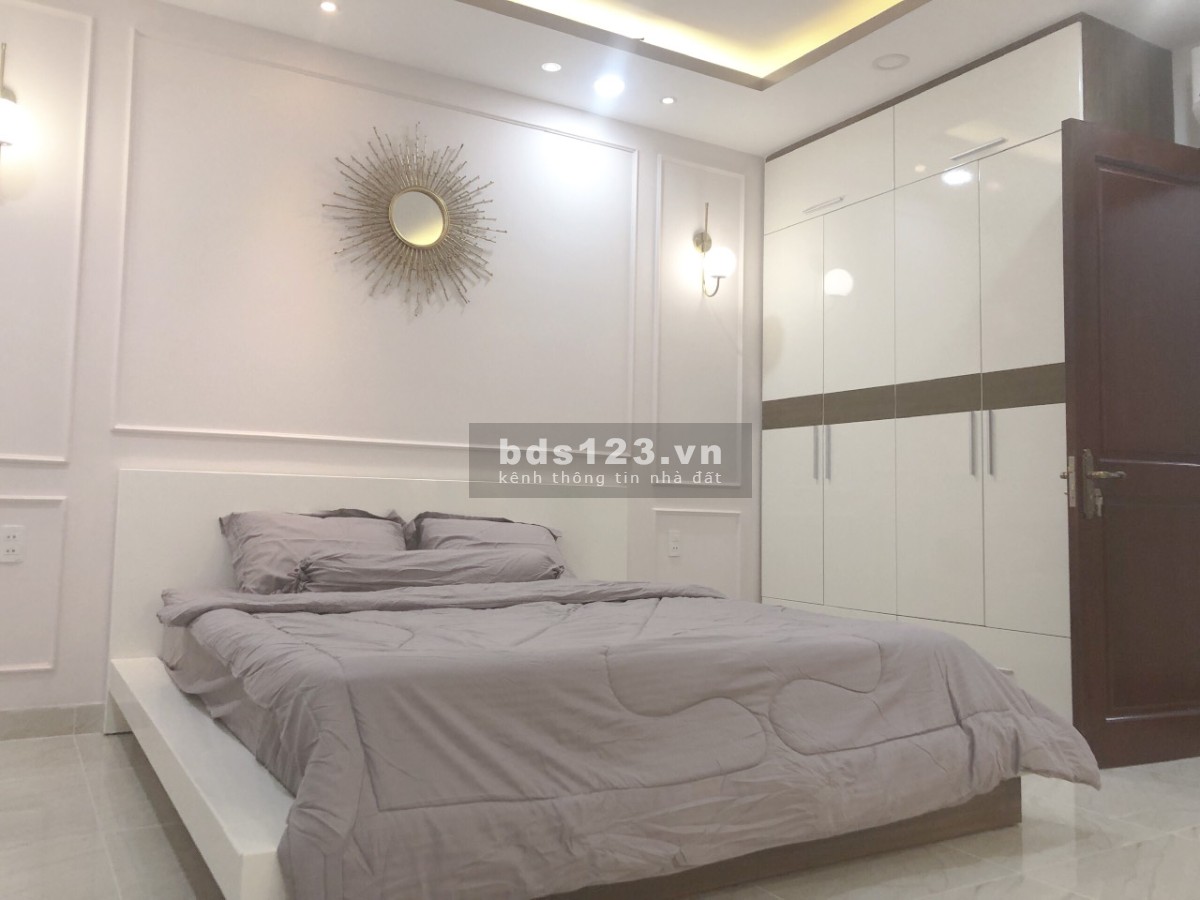Bán biệt thự sang trọng ngay đường 15B nối dài phường Phú Mỹ, quận 7