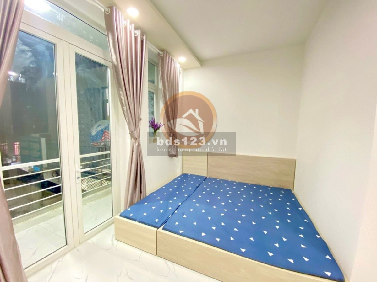 Nhà 3 lầu thu nhập cao hẻm xe hơi ra vào thoải mái 60 Lâm Văn Bền, Quận 7