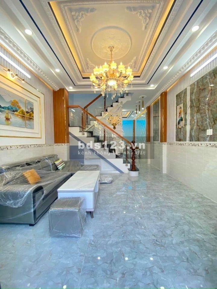Nhà đẹp như hình, 73m2(2pn) nội thất sịn sò 650tr/SHR, full NT, dọn ở, Nguyễn Văn Bứa 0395171772
