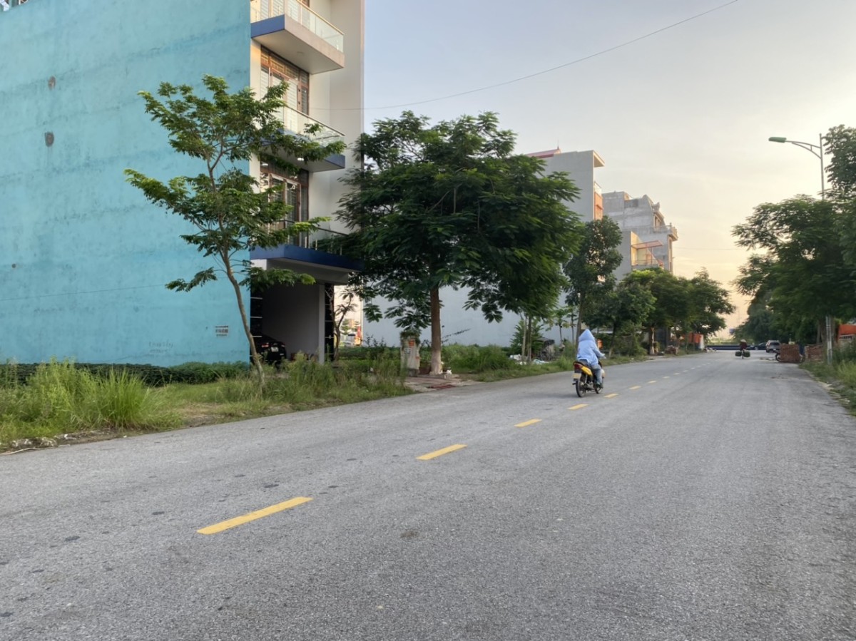 Bán đất đường Nguyễn Quyền - Tp.Bắc Ninh ngay giáp mục tây nam