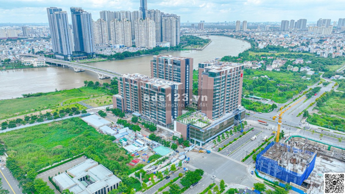 Chủ kẹt tài chính bán lỗ căn hộ 3PN cao cấp The River Thủ Thiêm Q2, View Sông và Landmark 81