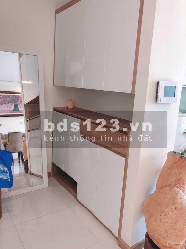 Gia đình đi định cư nước ngoài nên cần bán gấp căn góc 3 phòng ngủ view thoáng mát