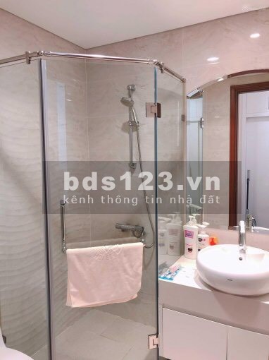 Gia đình đi định cư nước ngoài nên cần bán gấp căn góc 3 phòng ngủ view thoáng mát