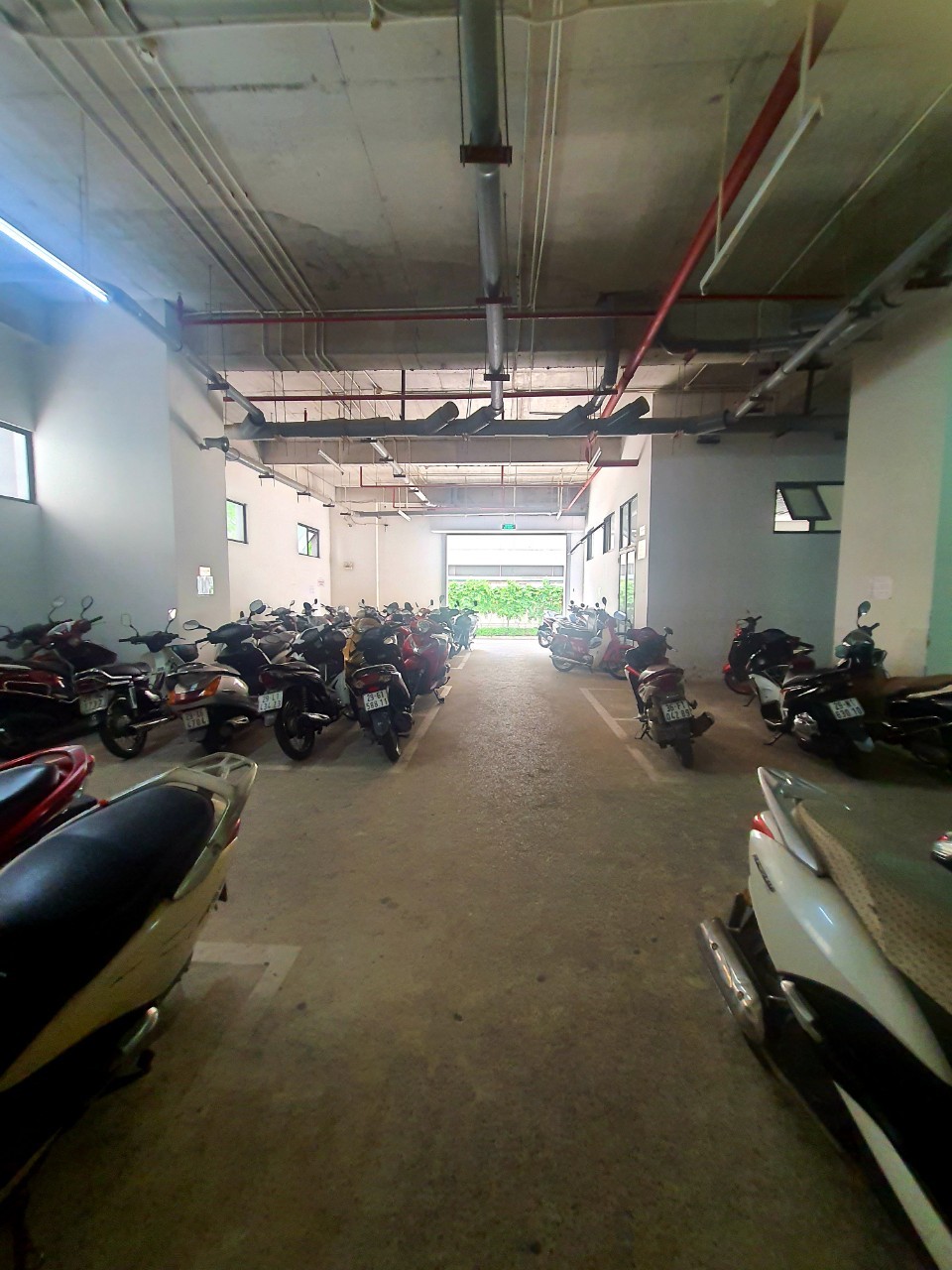 Bán nhanh chung cư Nguyễn Huy Tưởng-, tầng 11-DT 86m2-3PN-giá 3.3 tỷ thương lượng