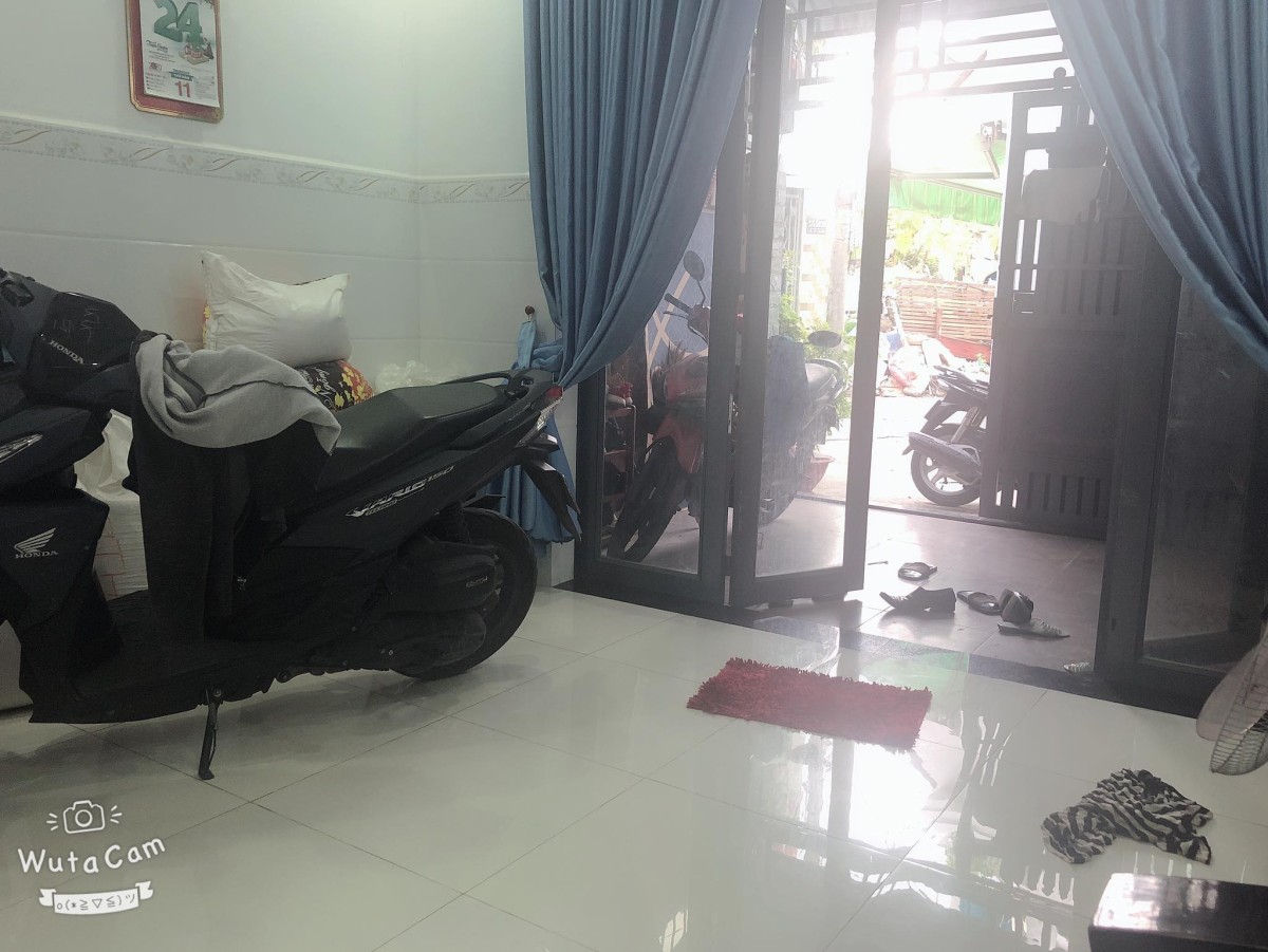 Chủ rất kẹt tiền cần bán gấp, đg Quang trung- Gò Vấp. Dtsd: 120m2. Giá chào 4.x Tỉ