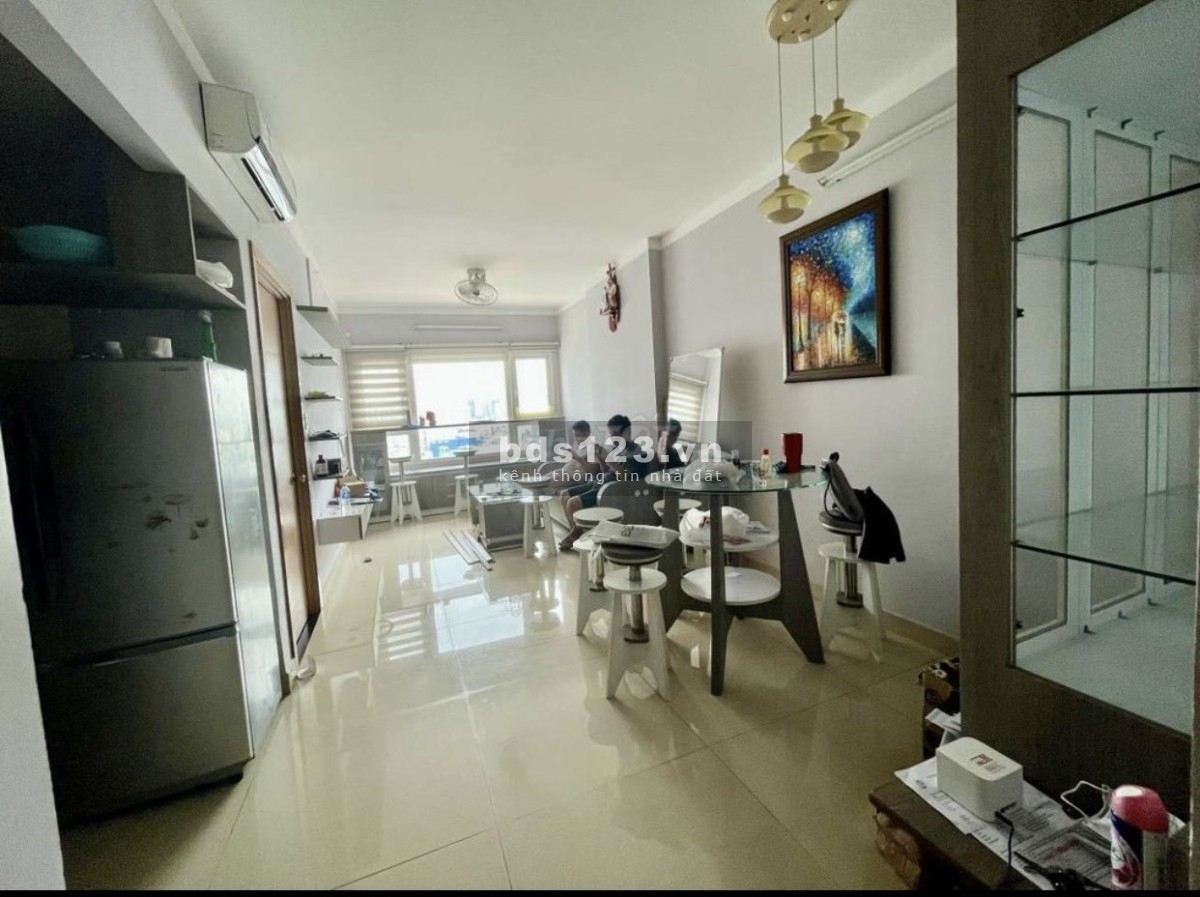 Bán căn hộ SaigonRes Plaza Bình Thạnh DT 71m² tầng 16 chung cư
