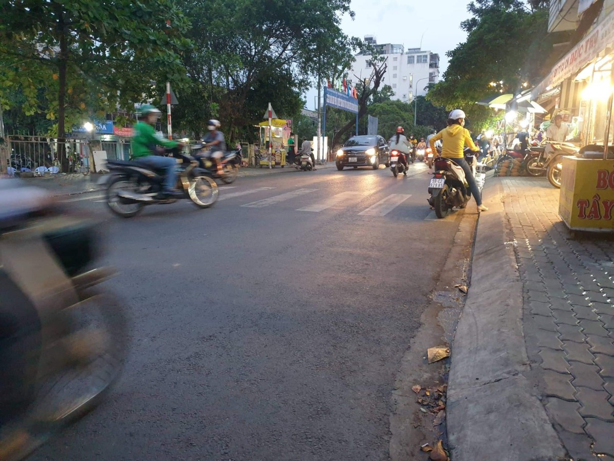 Bán Nhà Riêng Đường Bùi Đình Tuý Phường 25 Quận Bình Thạnh