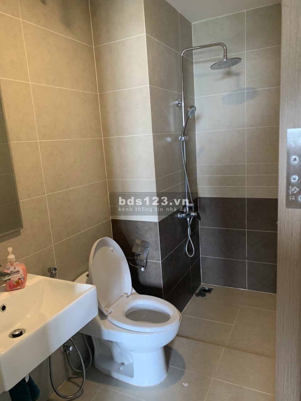 Căn Hộ Xinh Đẹp Cần Cho Thuê – The Sun Avenue 72m2 2PN Giá Chỉ 14tr