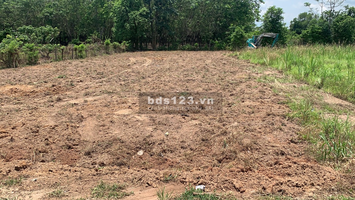 Bán 1522m2 thu hồi vốn.Gần KCN Phước Đông, khu dân cư đông.SHR