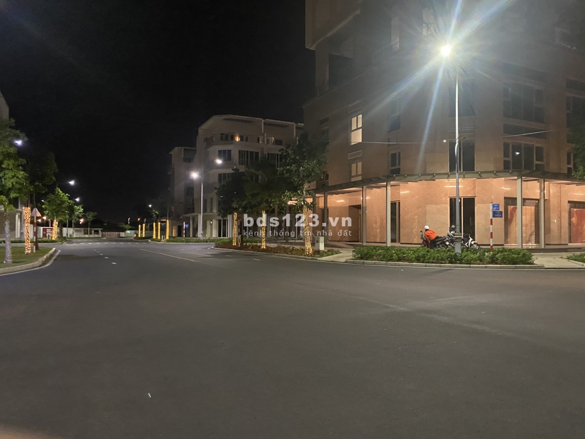 Bán Shophouse căn góc 52 tỷ, Sarina, khu đô thị Sala Quận 2. LH 0932 689 228
