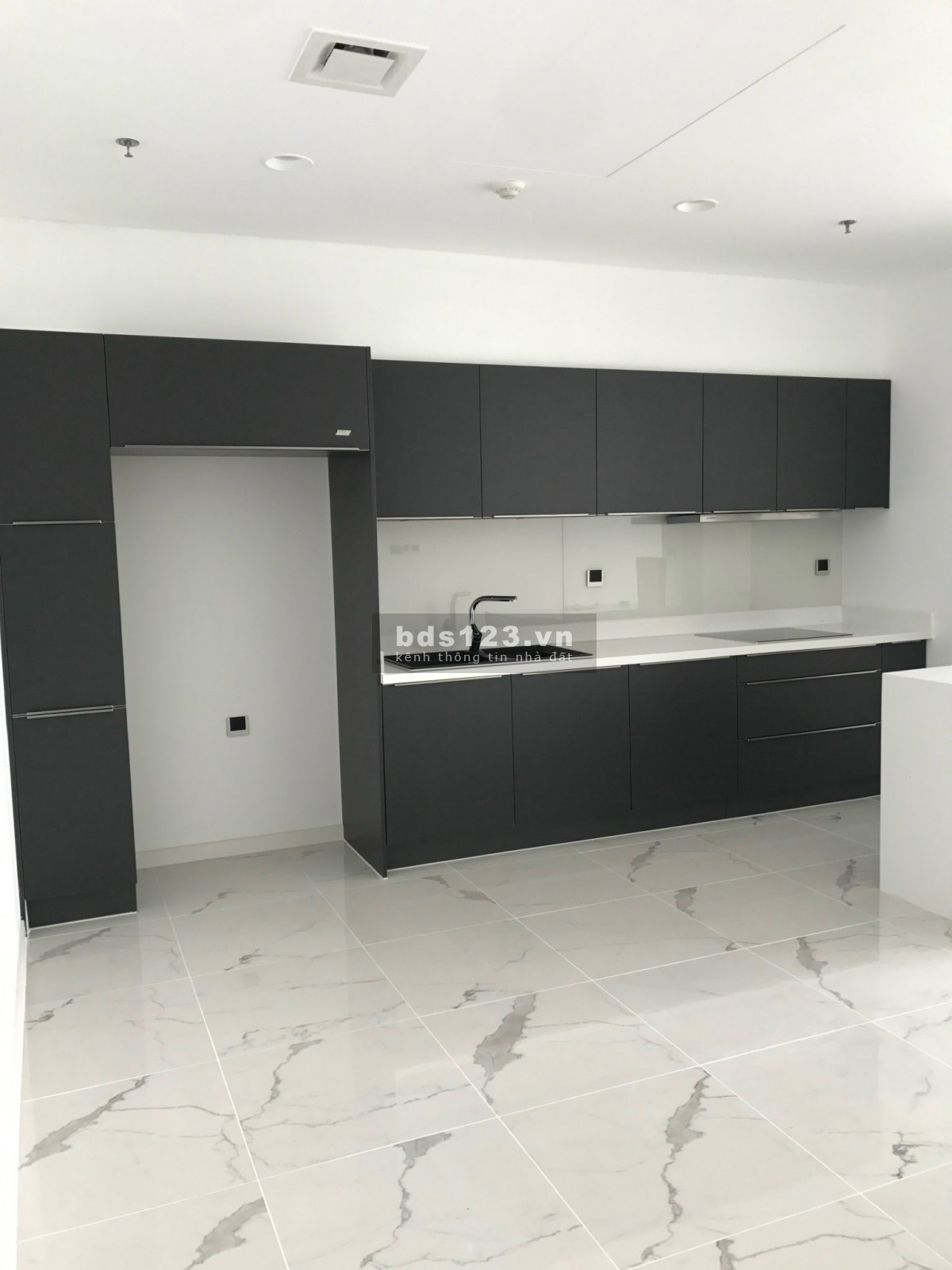 Cho thuê căn hộ 3PN Sarina, khu đô thị Sala Quận 2. Giá 30 triệu LH 0932 689 228