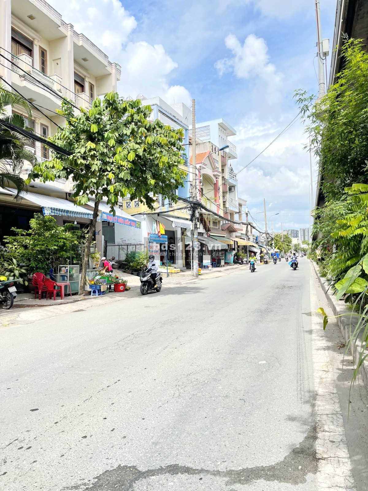 Bán nhà riêng MT đường Nguyễn Văn Quỳ, Quận 7 giá chỉ 8,5 tỷ đồng