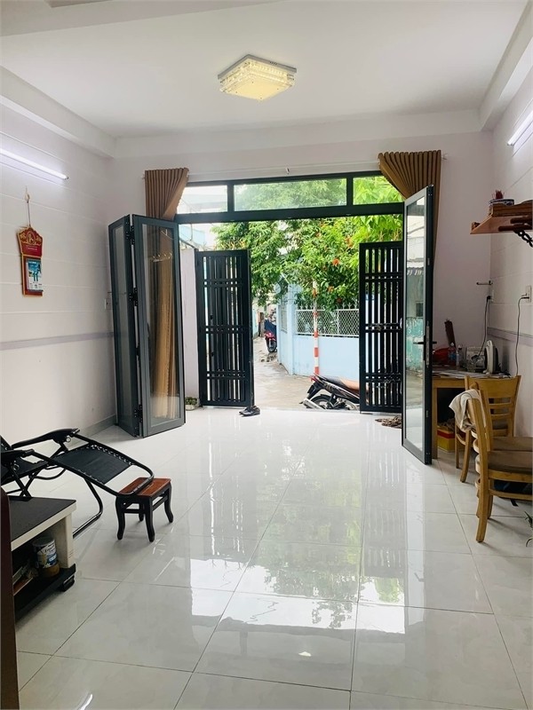 Bán Nhà 2Tầng 46M2 HXH Bình Đông Quận 8 Giá 3Tỷ450