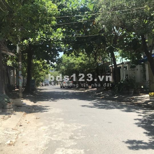 Bán nhà nguyên căn 100m2 giá 4,5 tỷ khu vực đông dân Quận Liên Chiểu