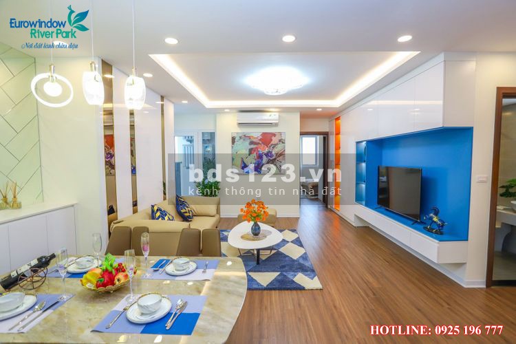 Nhanh tay mua ngay kẻo lỡ. Căn hộ kề sông 3 phòng ngủ 85m2 view sông thoáng mát. Giá chỉ từ 2.2 tỷ