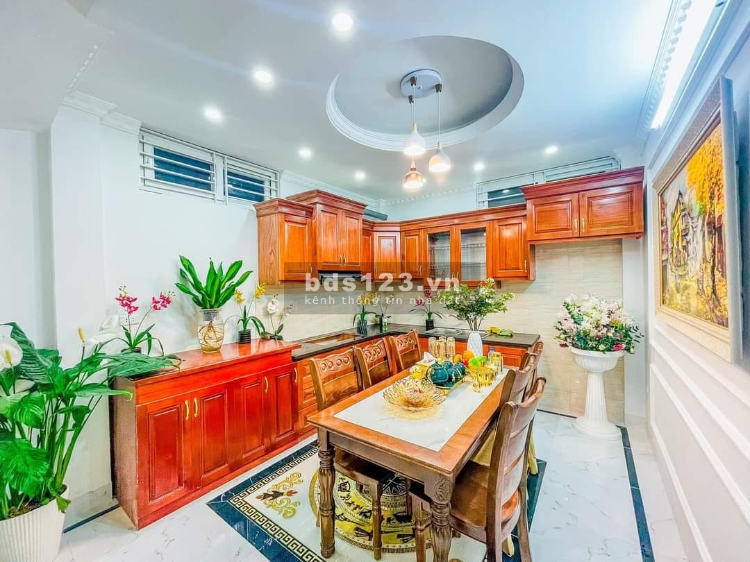 Mặt tiền Kinh Doanh: Hậu Giang Quận 6 5 tầng diện tích 112m2 chỉ 19 tỷ
