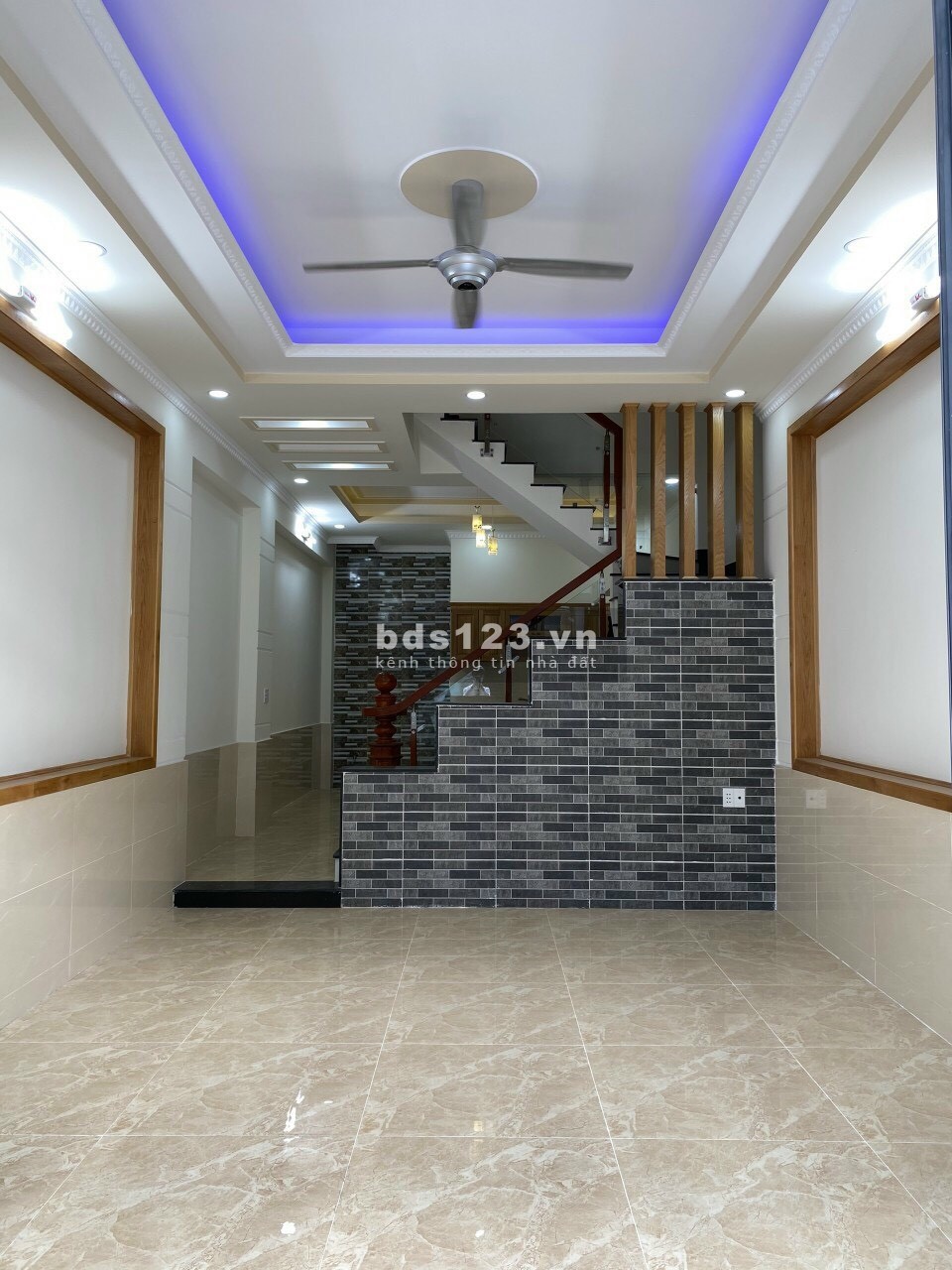 Bán gấp trong tuần 1 trệt 1 lầu 700tr-Sổ riêng ngay chợ Xuân Thới Thượng 0931.601.365