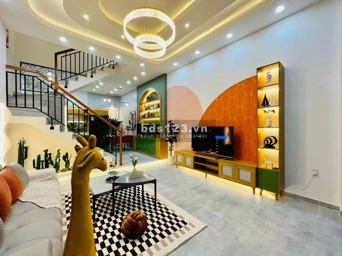 Bán mặt tiền 3 tầng kế Aeon Tân Phú diện tích sử dụng 246m2, chỉ có 8.2 tỷ